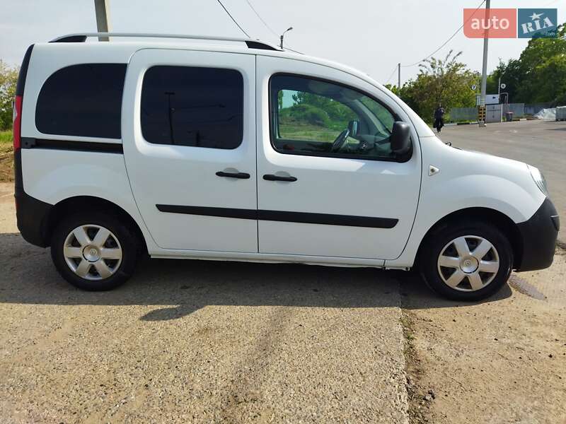 Минивэн Renault Kangoo 2010 в Харькове