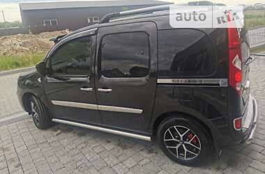 Минивэн Renault Kangoo 2011 в 