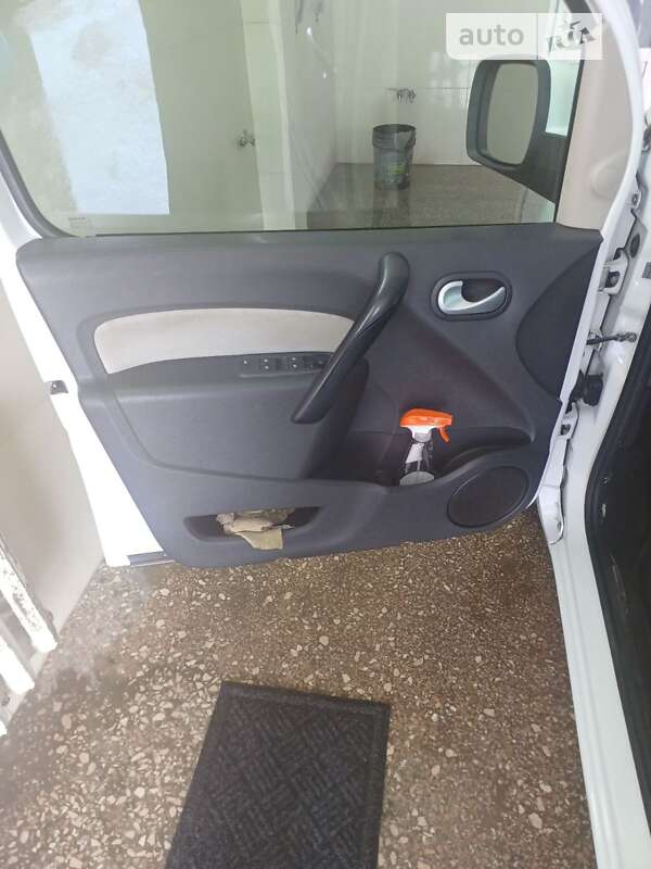 Мінівен Renault Kangoo 2011 в Кам'янець-Подільському