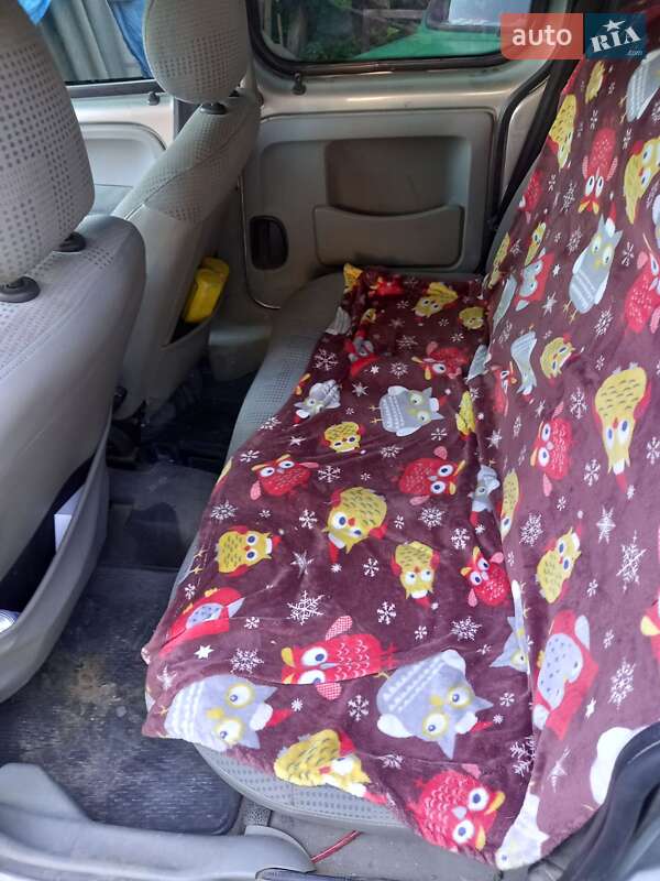 Мінівен Renault Kangoo 2004 в Чернівцях