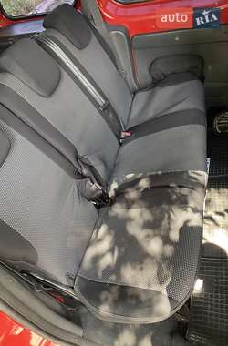 Минивэн Renault Kangoo 2011 в 