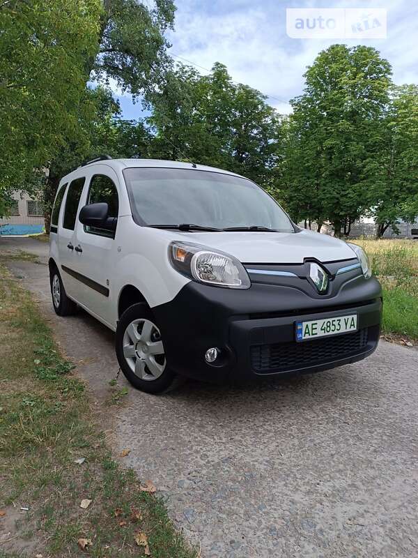 Минивэн Renault Kangoo 2015 в Каменском