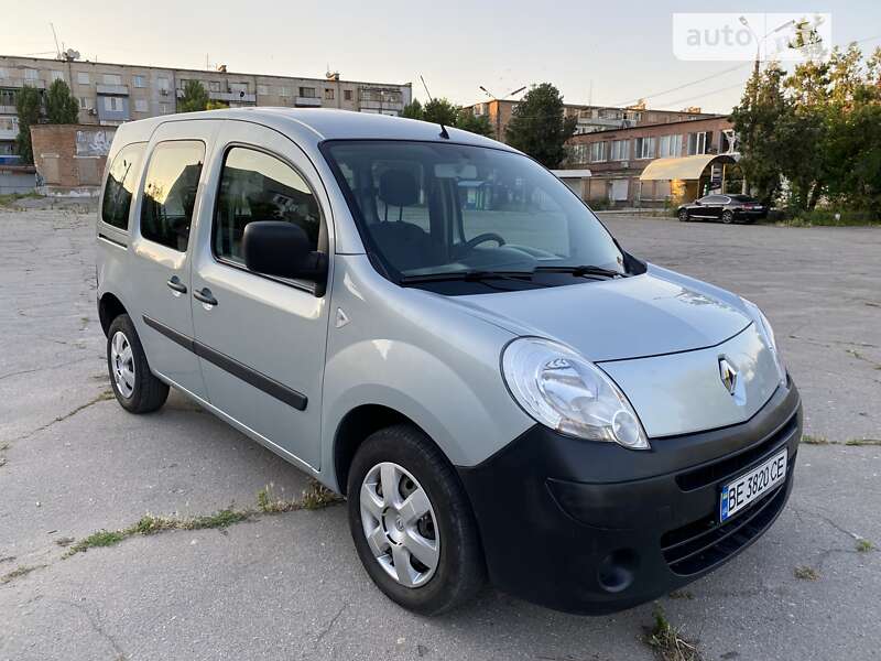 Мінівен Renault Kangoo 2010 в Очакові