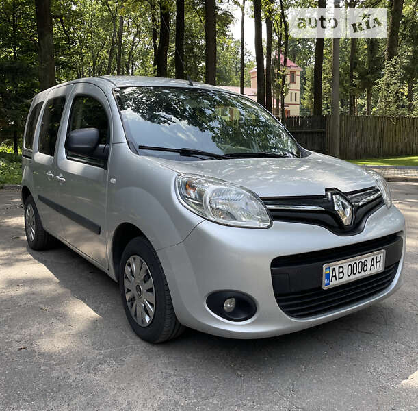 Минивэн Renault Kangoo 2016 в Виннице