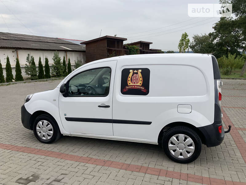 Вантажний фургон Renault Kangoo 2015 в Золочеві