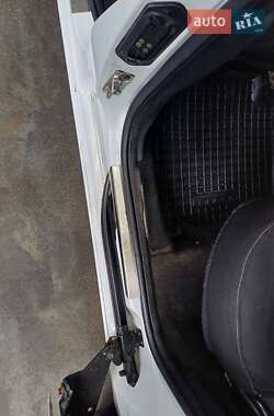 Минивэн Renault Kangoo 2011 в 