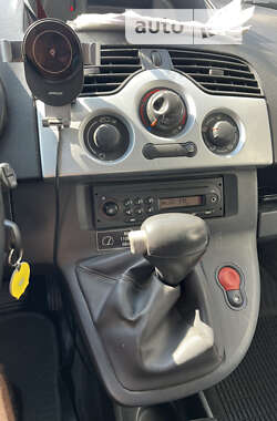 Вантажний фургон Renault Kangoo 2013 в Львові