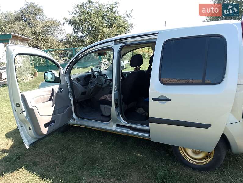 Мінівен Renault Kangoo 2008 в Чернівцях