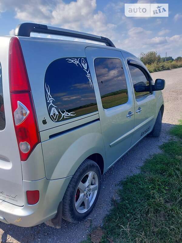 Минивэн Renault Kangoo 2011 в Лановцах