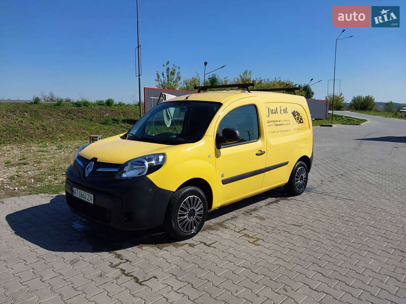 Грузовой фургон Renault Kangoo 2013 в Ивано-Франковске