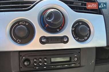 Минивэн Renault Kangoo 2012 в 