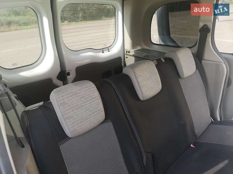 Минивэн Renault Kangoo 2018 в Раздельной фото 25 Минивэн Renault Kangoo 2018 в Раздельной