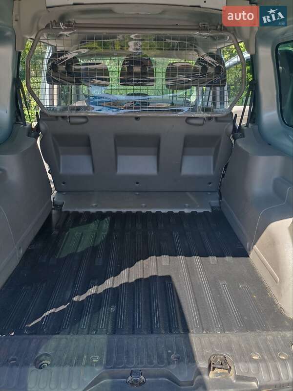 Мінівен Renault Kangoo 2011 в Дніпрі