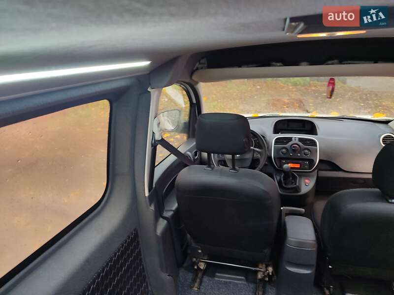 Минивэн Renault Kangoo 2015 в Днепре