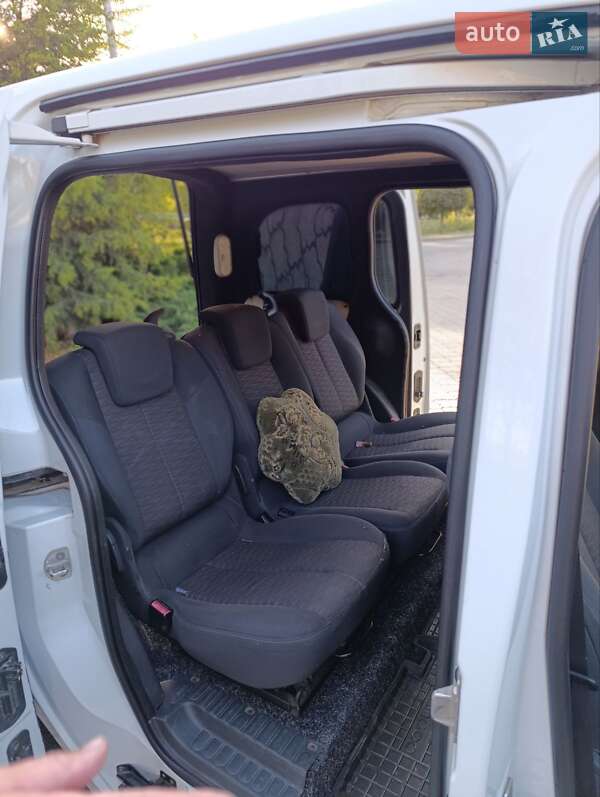 Минивэн Renault Kangoo 2009 в Павлограде