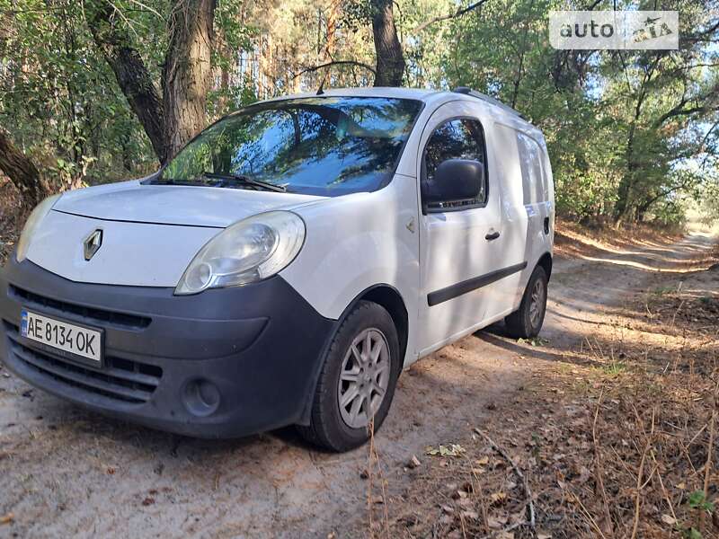Мінівен Renault Kangoo 2010 в Дніпрі