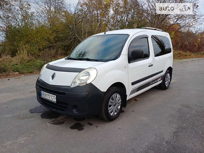 Минивэн Renault Kangoo 2010 в Казатине