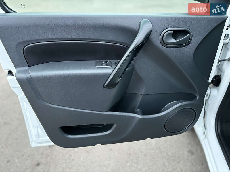 Минивэн Renault Kangoo 2019 в Дубно