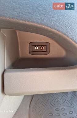 Минивэн Renault Kangoo 2010 в 