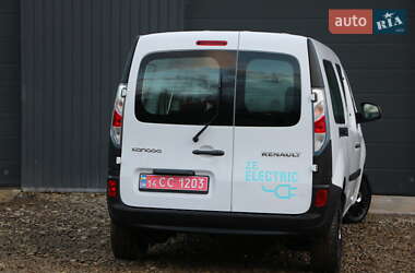 Минивэн Renault Kangoo 2015 в 