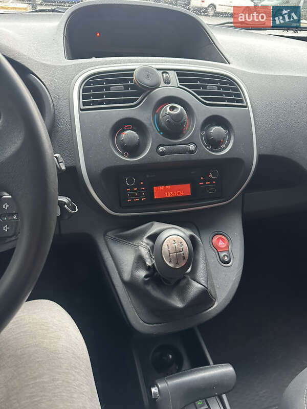 Минивэн Renault Kangoo 2015 в Киеве