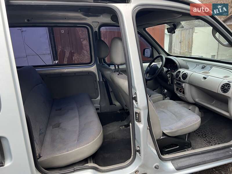 Минивэн Renault Kangoo 2003 в Киеве