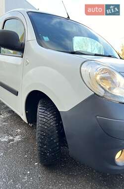 Вантажопасажирський фургон Renault Kangoo 2011 в Рівному