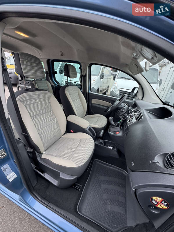 Минивэн Renault Kangoo 2012 в Киеве