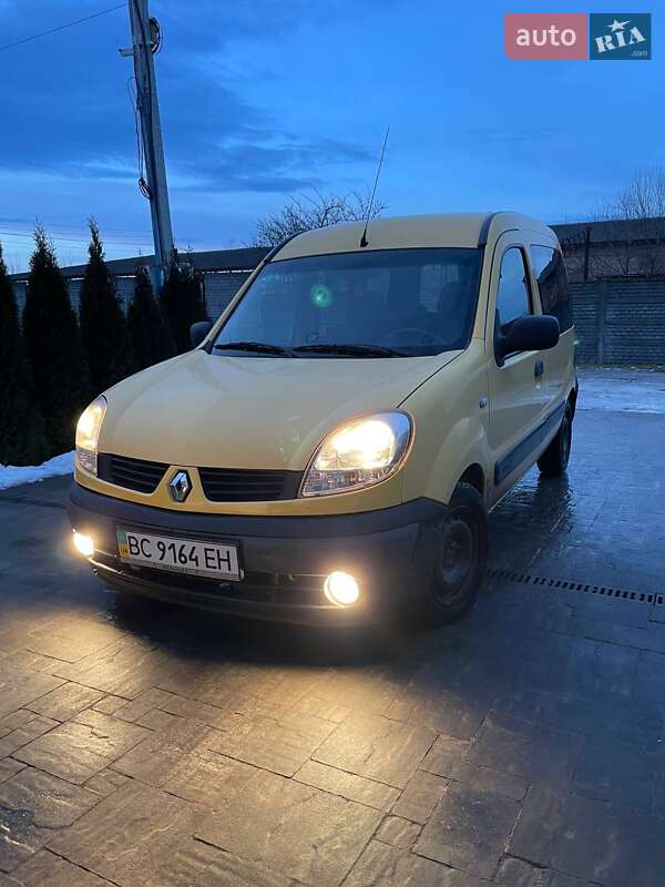 Мінівен Renault Kangoo 2008 в Буську