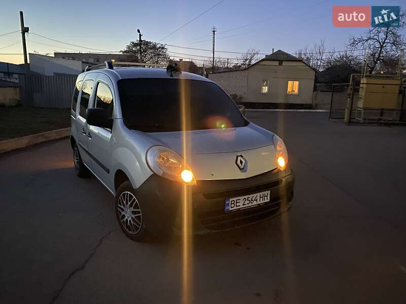 Минивэн Renault Kangoo 2008 в Вознесенске