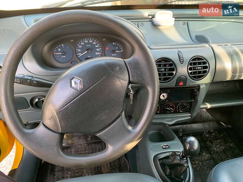 Минивэн Renault Kangoo 2001 в Кременце