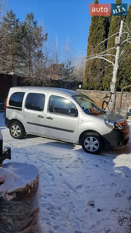 Минивэн Renault Kangoo 2015 в Киеве