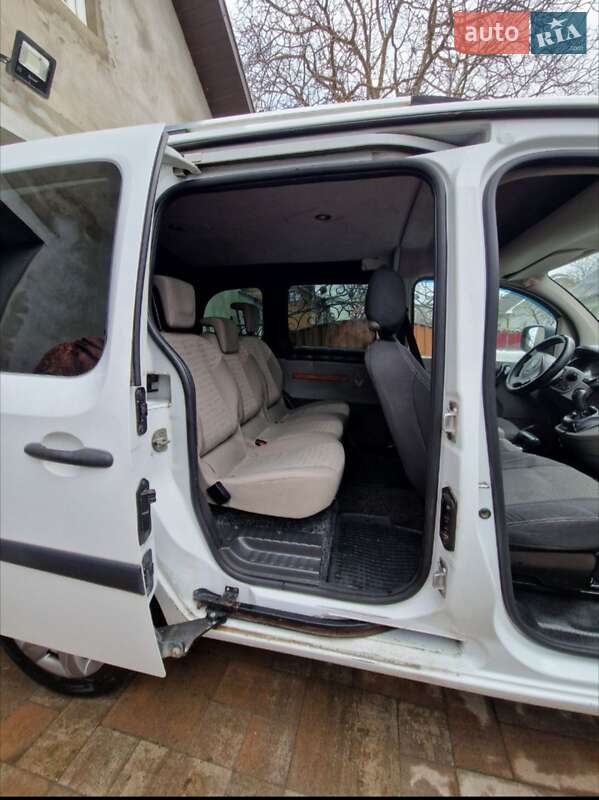 Мінівен Renault Kangoo 2010 в 