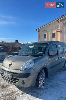 Минивэн Renault Kangoo 2010 в Сарнах