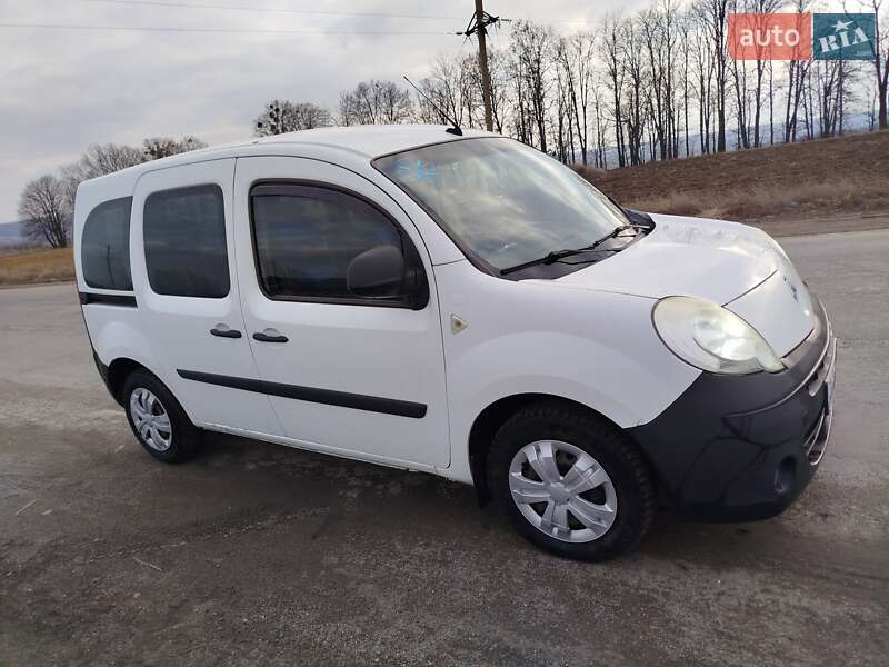 Минивэн Renault Kangoo 2012 в Лысянке