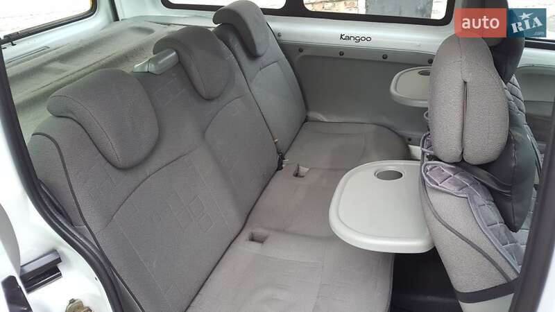 Минивэн Renault Kangoo 2004 в Звенигородке