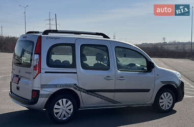 Минивэн Renault Kangoo 2015 в Ровно