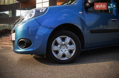 Минивэн Renault Kangoo 2013 в 