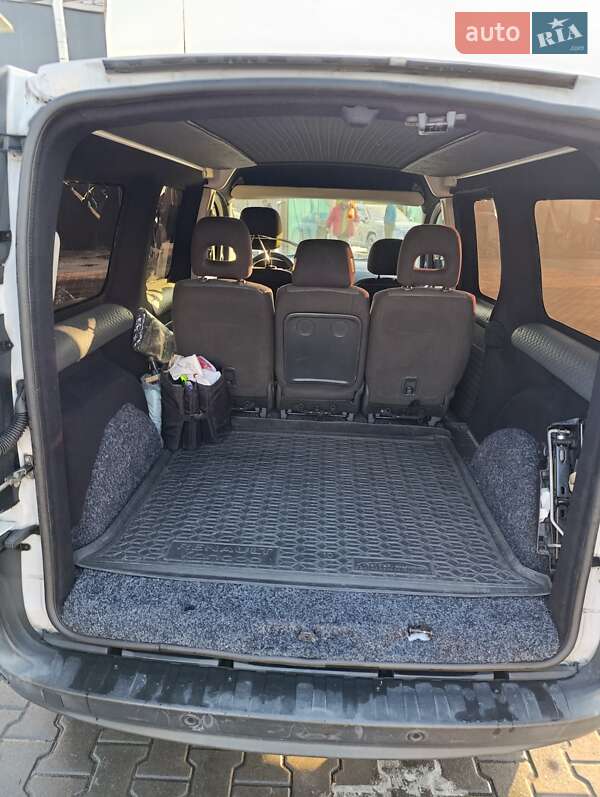 Минивэн Renault Kangoo 2017 в Киеве фото 5 Минивэн Renault Kangoo 2017 в Киеве