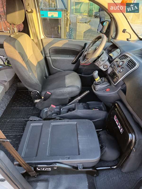Минивэн Renault Kangoo 2017 в Киеве фото 8 Минивэн Renault Kangoo 2017 в Киеве