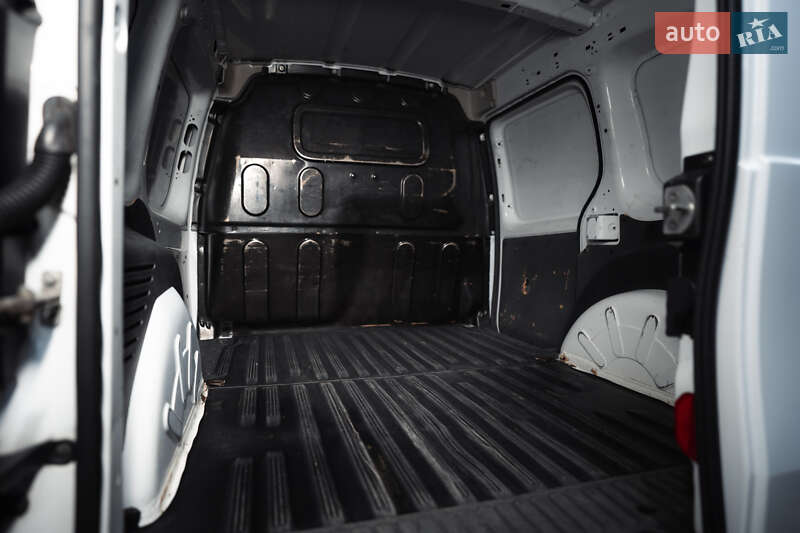 Грузовой фургон Renault Kangoo 2016 в Полтаве