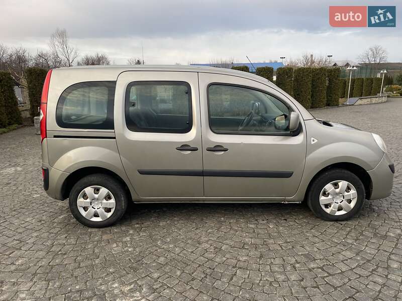 Мінівен Renault Kangoo 2010 в Львові