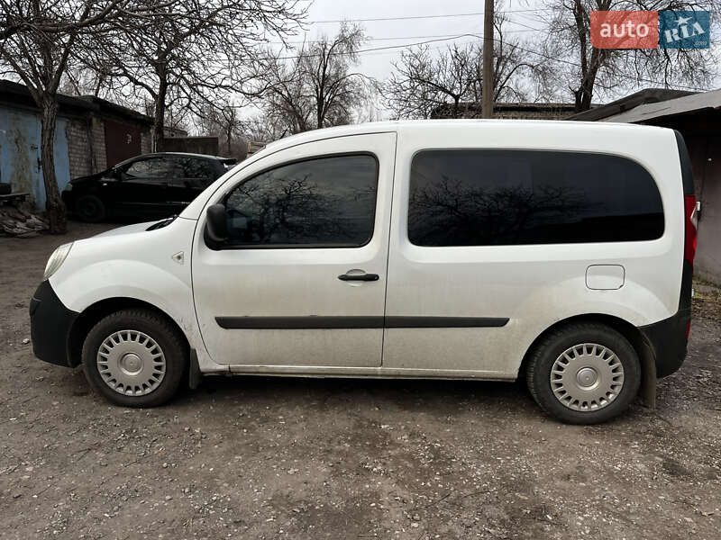 Минивэн Renault Kangoo 2008 в Кривом Роге