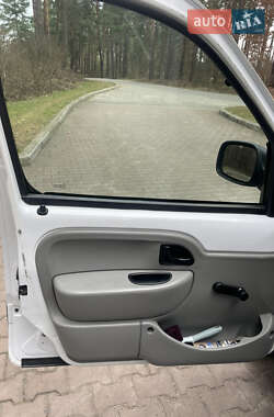 Грузовой фургон Renault Kangoo 2006 в 