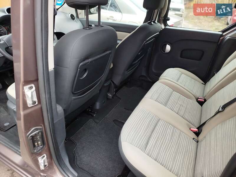 Мінівен Renault Kangoo 2011 в Рівному