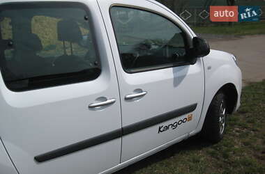 Минивэн Renault Kangoo 2014 в 