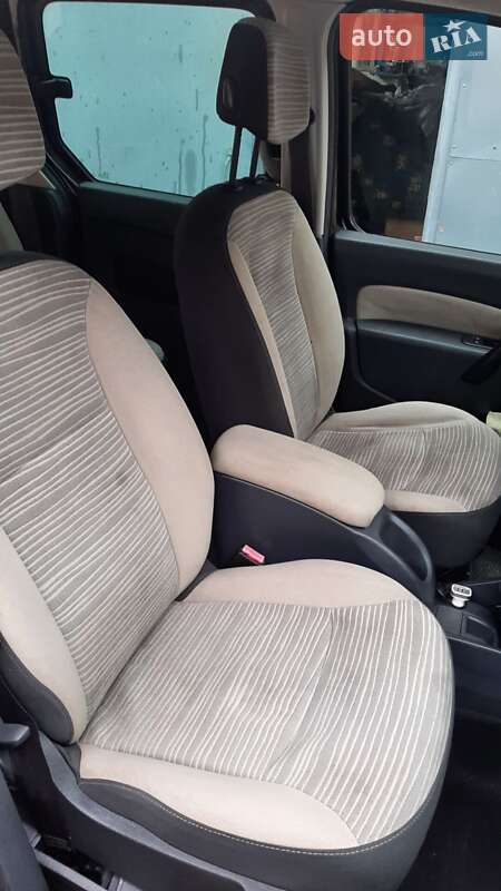 Минивэн Renault Kangoo 2012 в Бердичеве