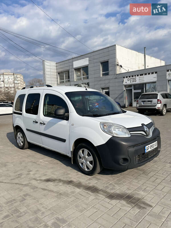 Минивэн Renault Kangoo 2013 в 