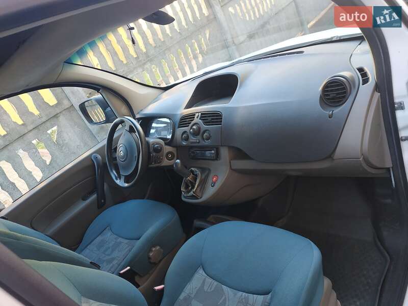 Минивэн Renault Kangoo 2010 в Львове фото 12 Минивэн Renault Kangoo 2010 в Львове