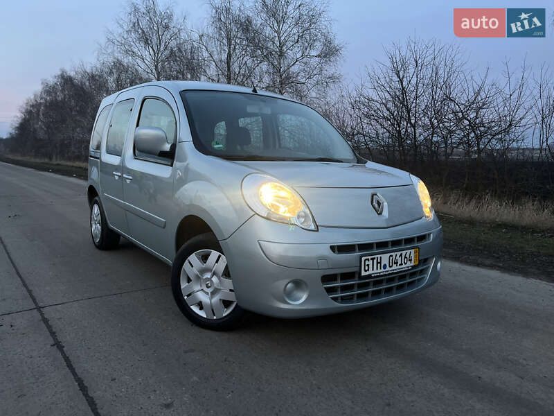 Мінівен Renault Kangoo 2009 в 